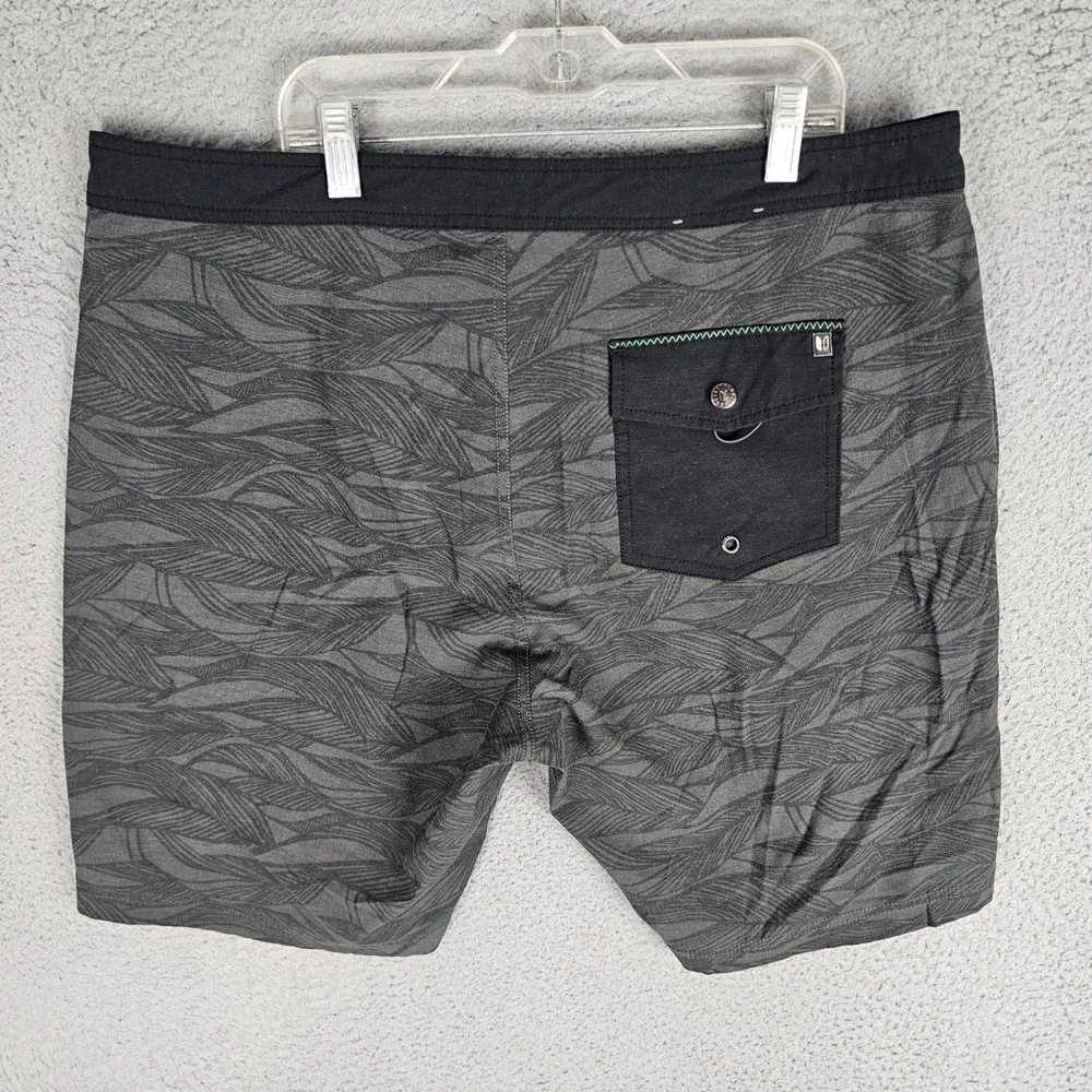 Linksoul Board Shorts Mens 36 Grey Leaf Print Quick Dry Swim Trunks Pocket